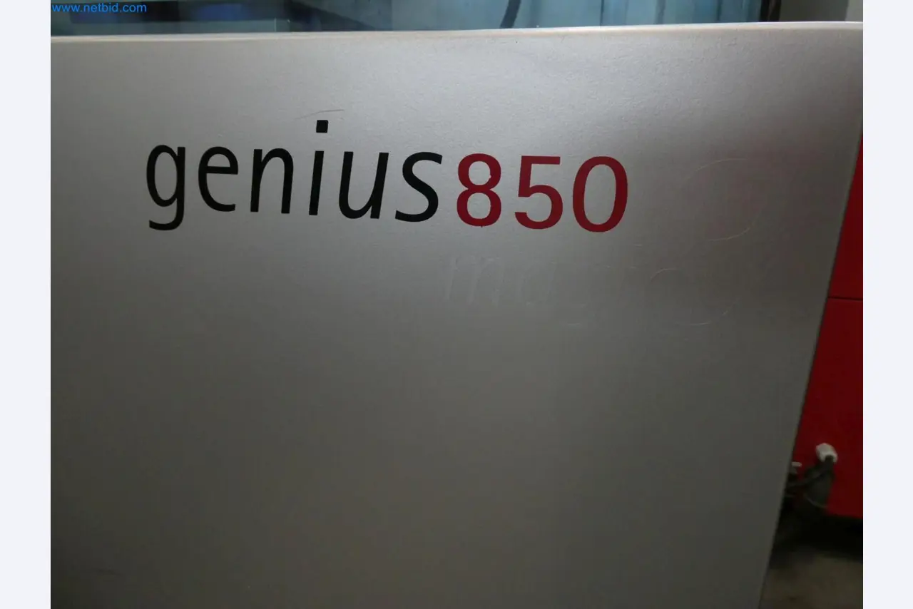 Engel Spritzgießmaschinen und Maschinen aus der Kunststoffindustrie-5