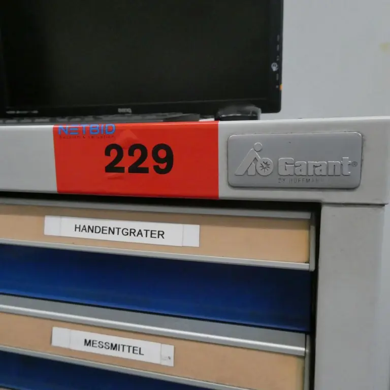 Auszugschrank Garant