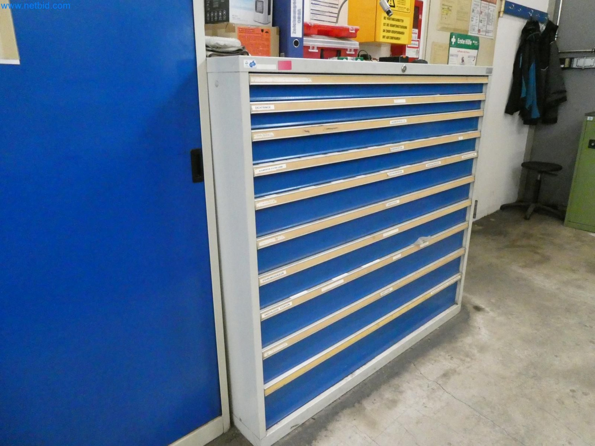 Engel Spritzgießmaschinen und Maschinen aus der Kunststoffindustrie-6