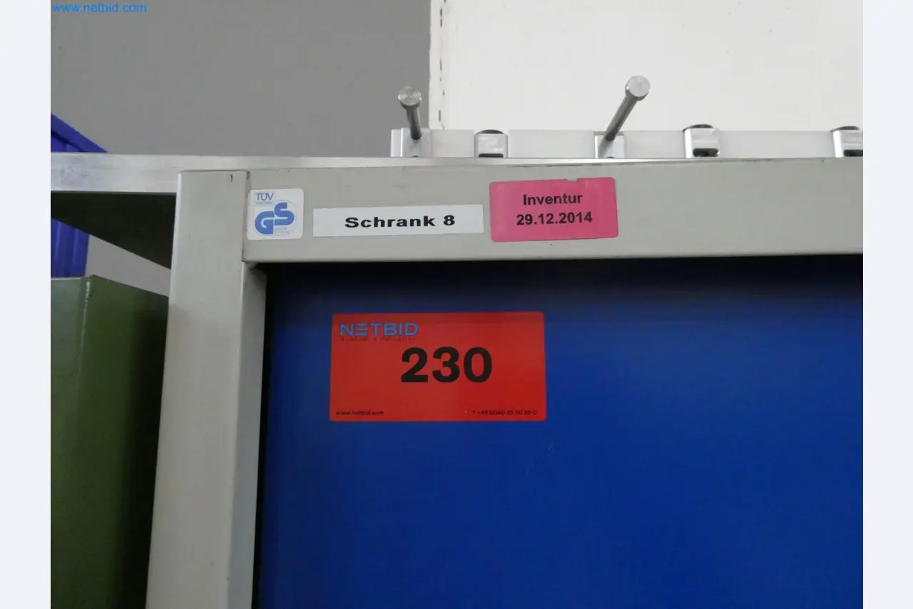 Engel Spritzgießmaschinen und Maschinen aus der Kunststoffindustrie-7