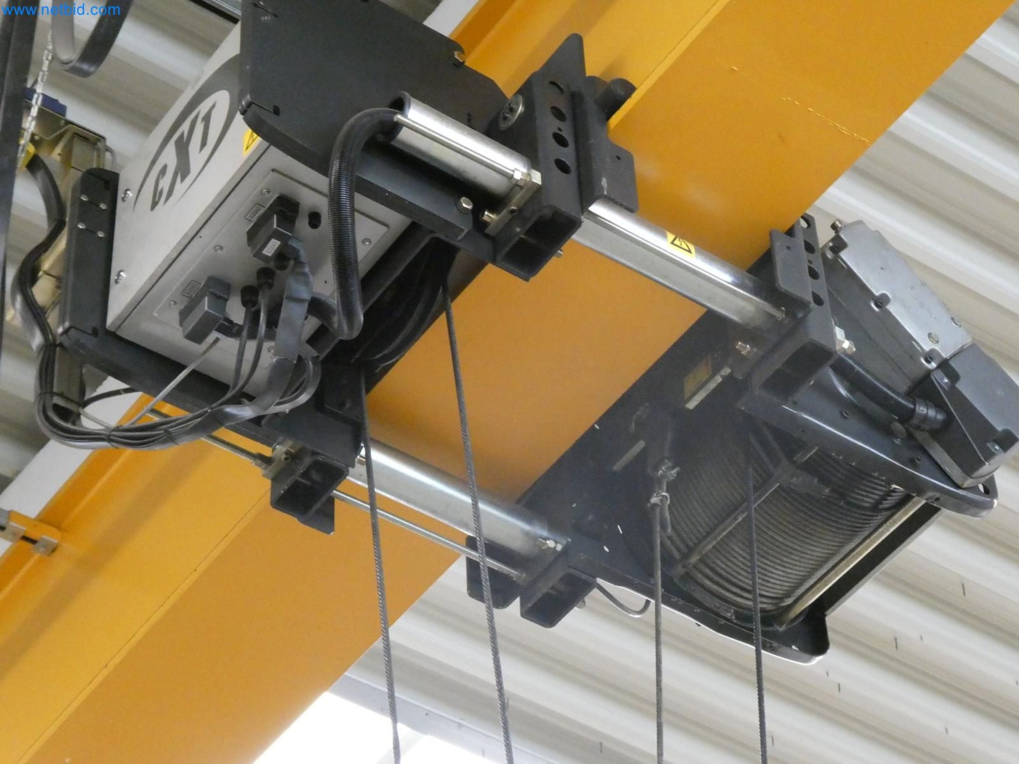 Engel Spritzgießmaschinen und Maschinen aus der Kunststoffindustrie-3