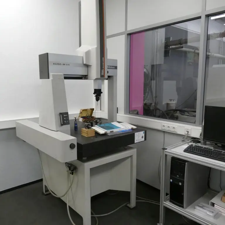 Koordinatenmessmaschine Mitutoyo Euro-M574