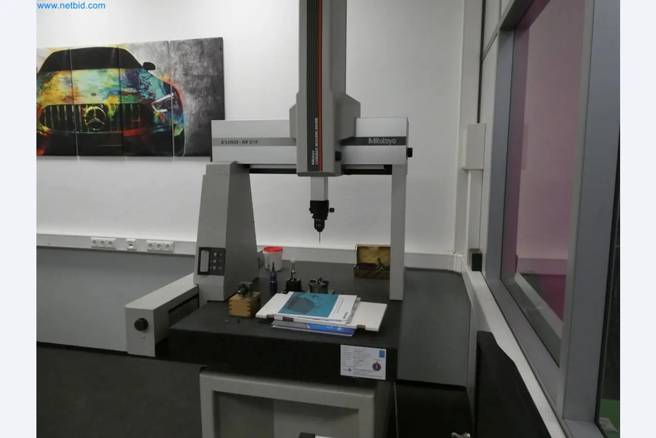 Engel Spritzgießmaschinen und Maschinen aus der Kunststoffindustrie-2