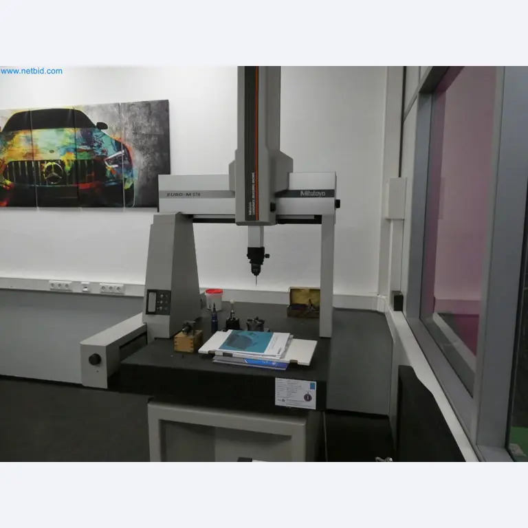 Engel Spritzgießmaschinen und Maschinen aus der Kunststoffindustrie-2