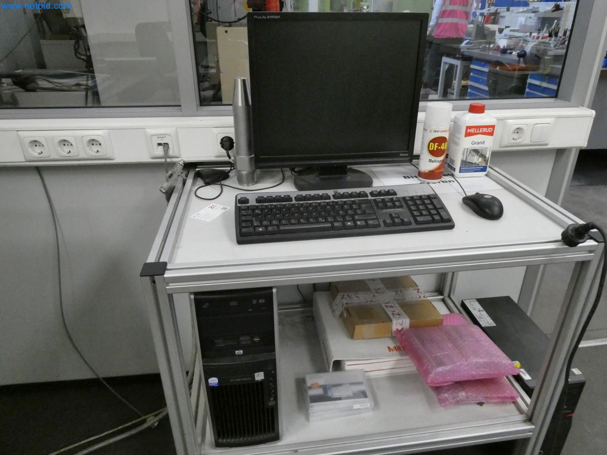 Engel Spritzgießmaschinen und Maschinen aus der Kunststoffindustrie-7