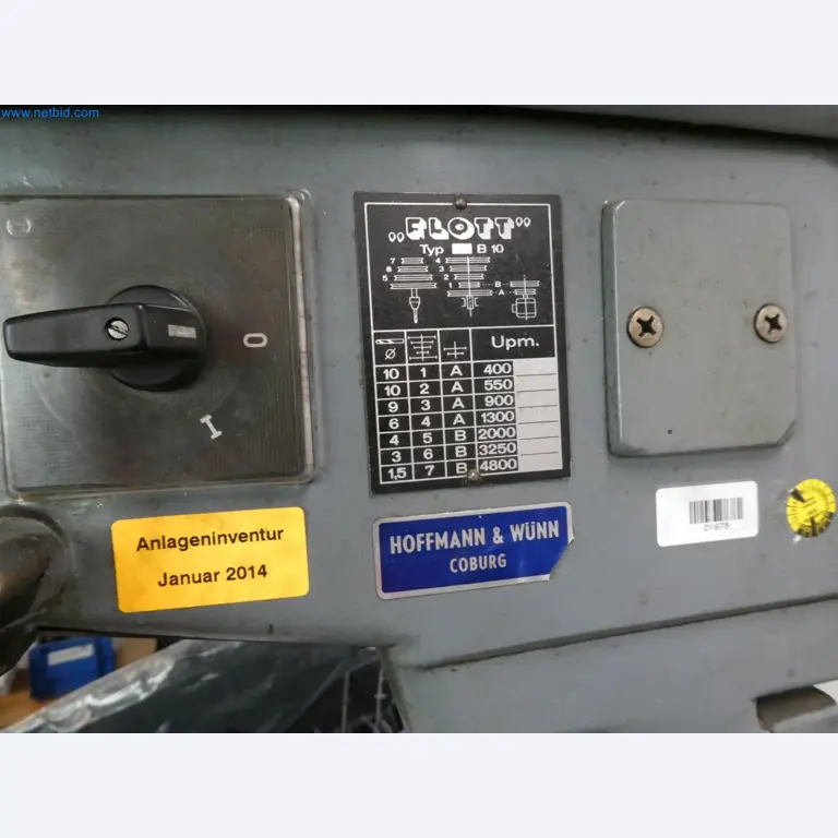 Engel Spritzgießmaschinen und Maschinen aus der Kunststoffindustrie-2