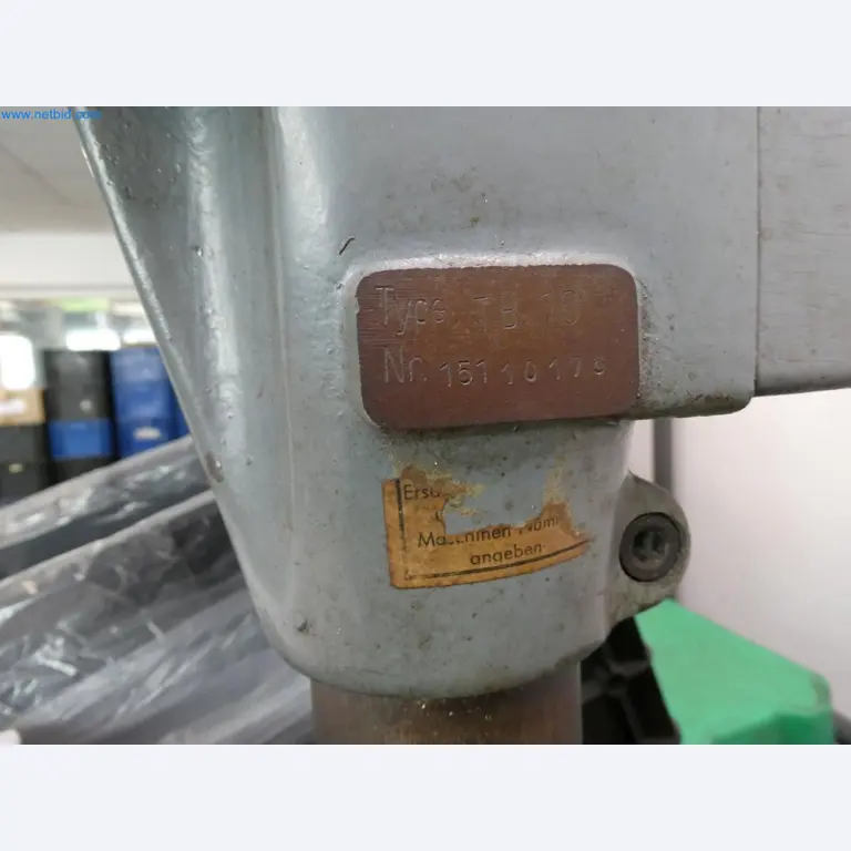 Engel Spritzgießmaschinen und Maschinen aus der Kunststoffindustrie-5