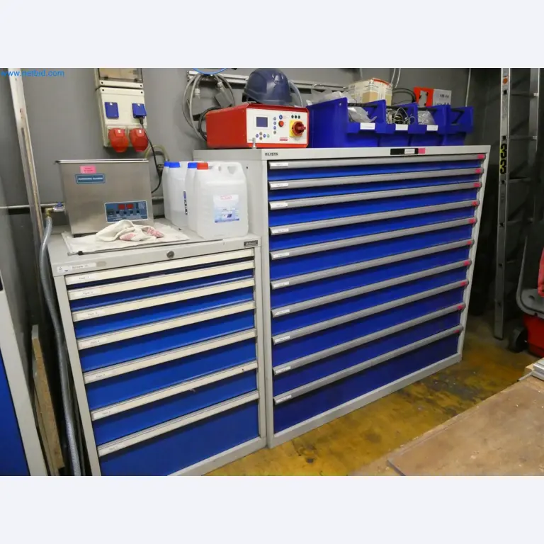 Engel Spritzgießmaschinen und Maschinen aus der Kunststoffindustrie-5