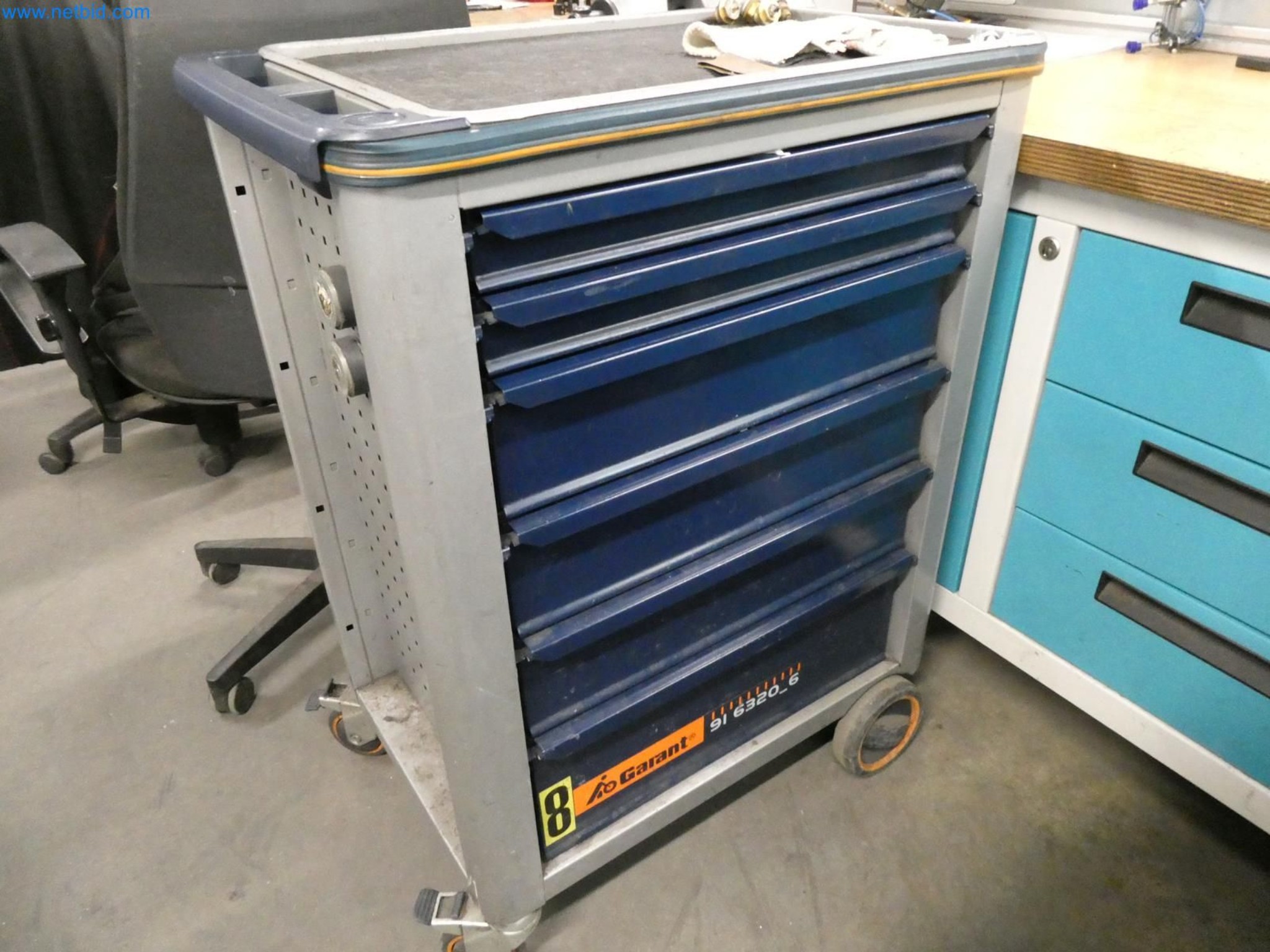 Engel Spritzgießmaschinen und Maschinen aus der Kunststoffindustrie-5