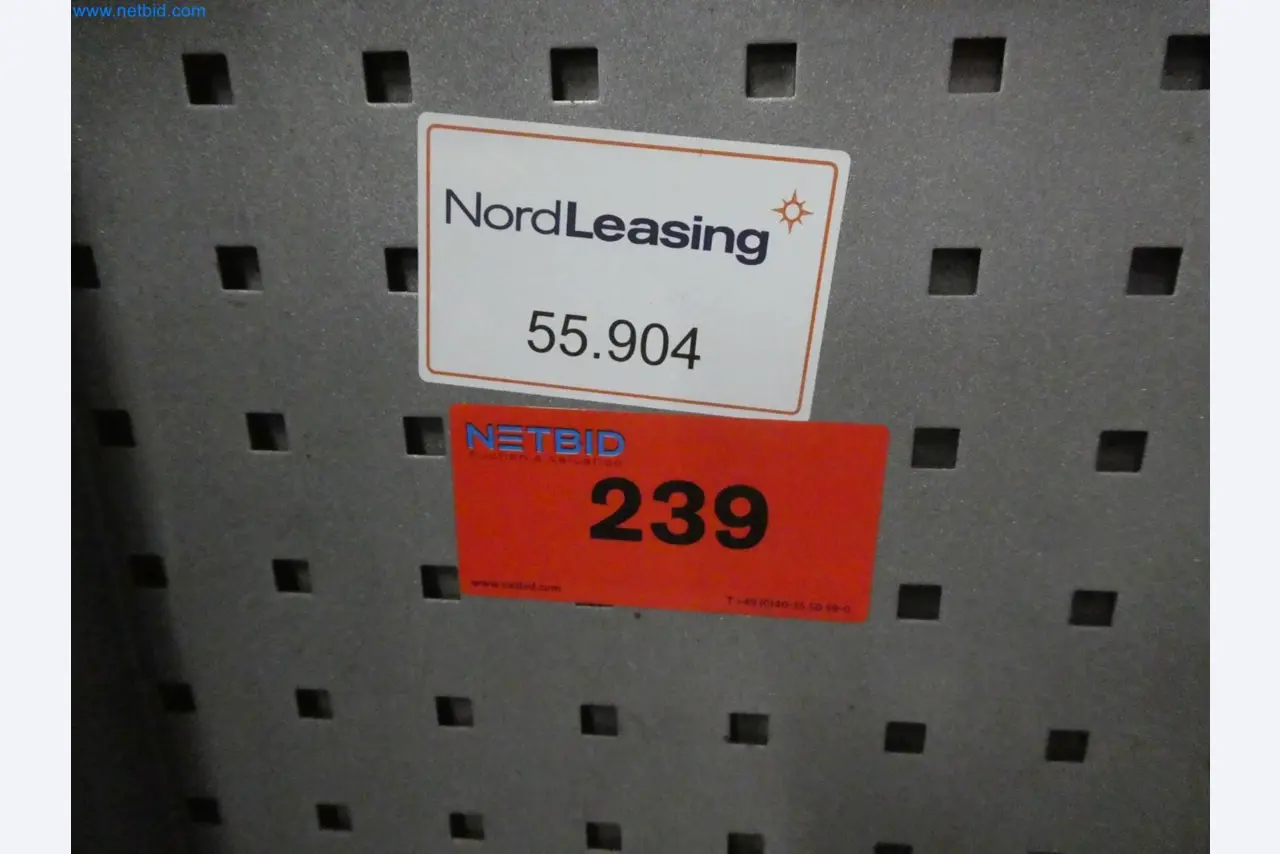 Engel Spritzgießmaschinen und Maschinen aus der Kunststoffindustrie-8