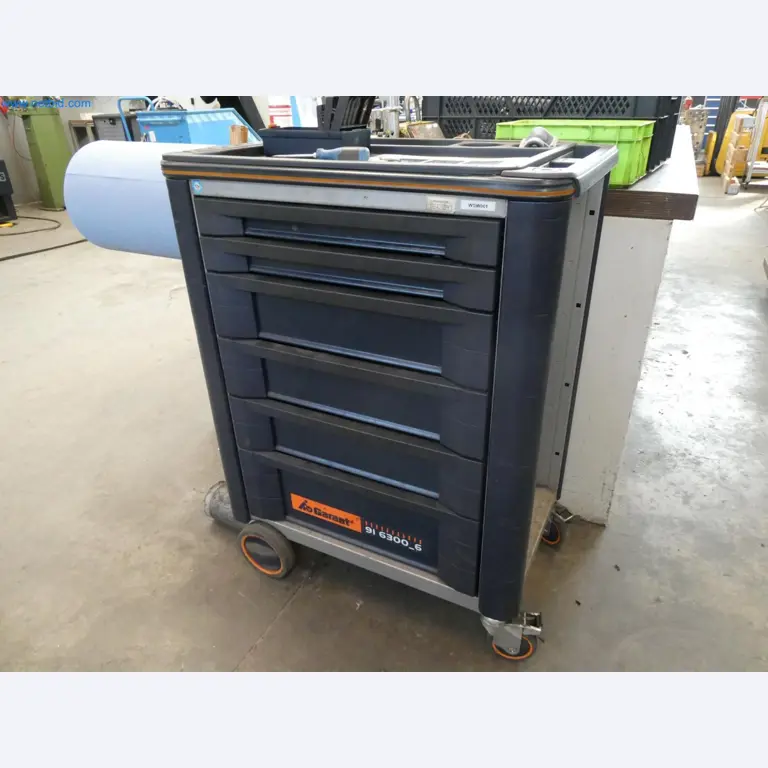 Engel Spritzgießmaschinen und Maschinen aus der Kunststoffindustrie-9