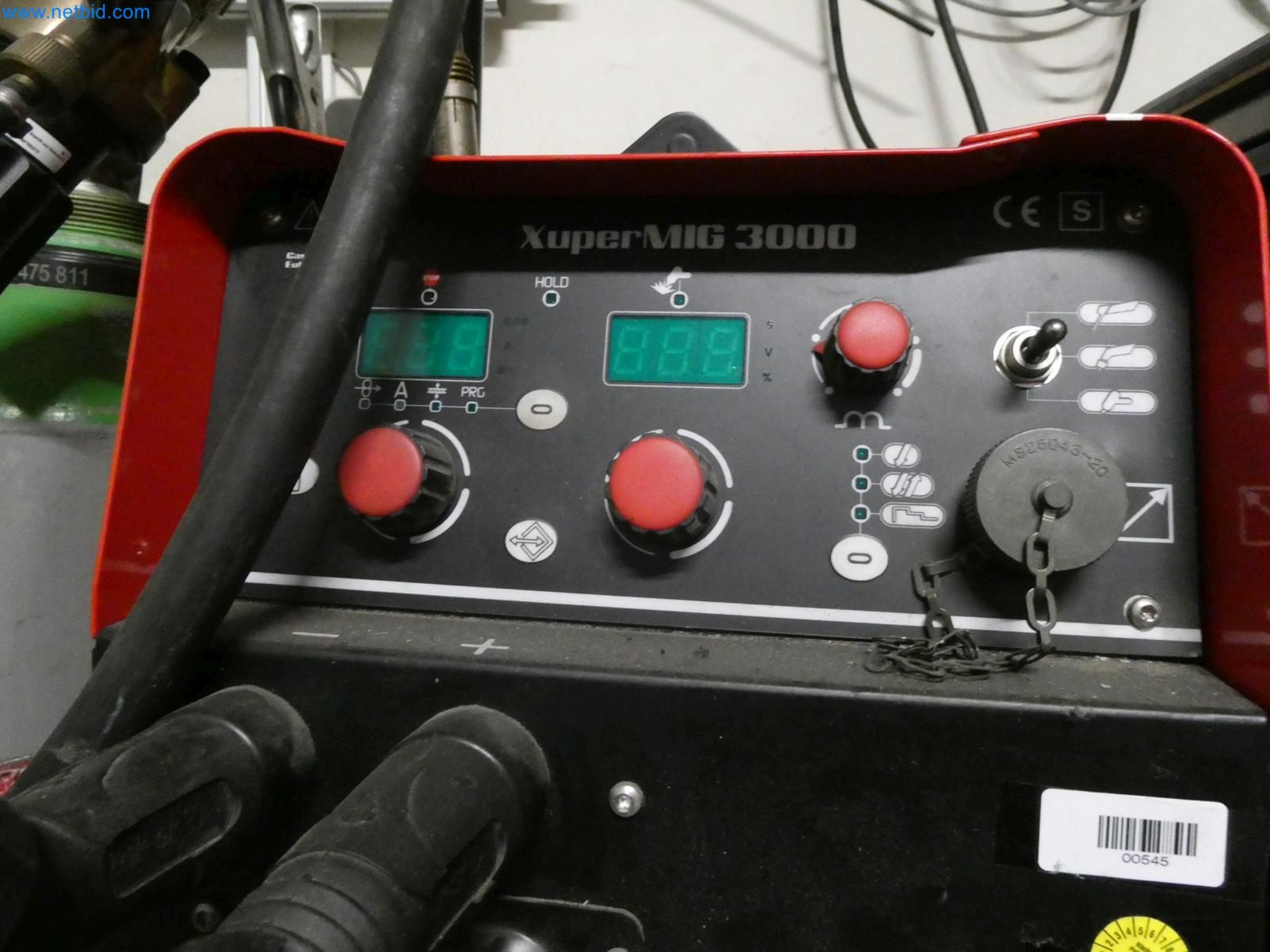 Engel Spritzgießmaschinen und Maschinen aus der Kunststoffindustrie-2