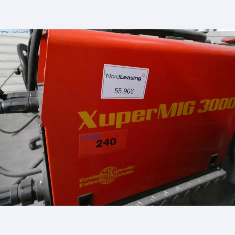 Engel Spritzgießmaschinen und Maschinen aus der Kunststoffindustrie-4