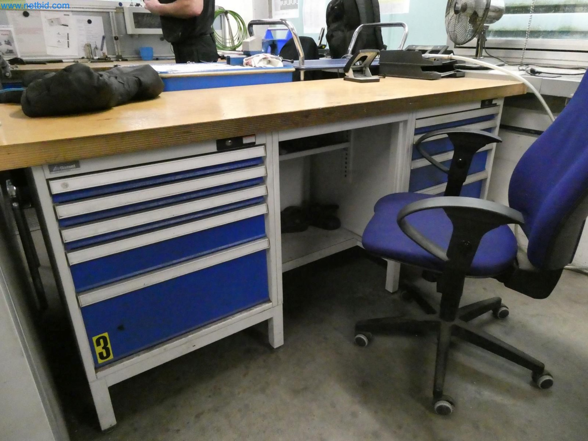 Engel Spritzgießmaschinen und Maschinen aus der Kunststoffindustrie-2