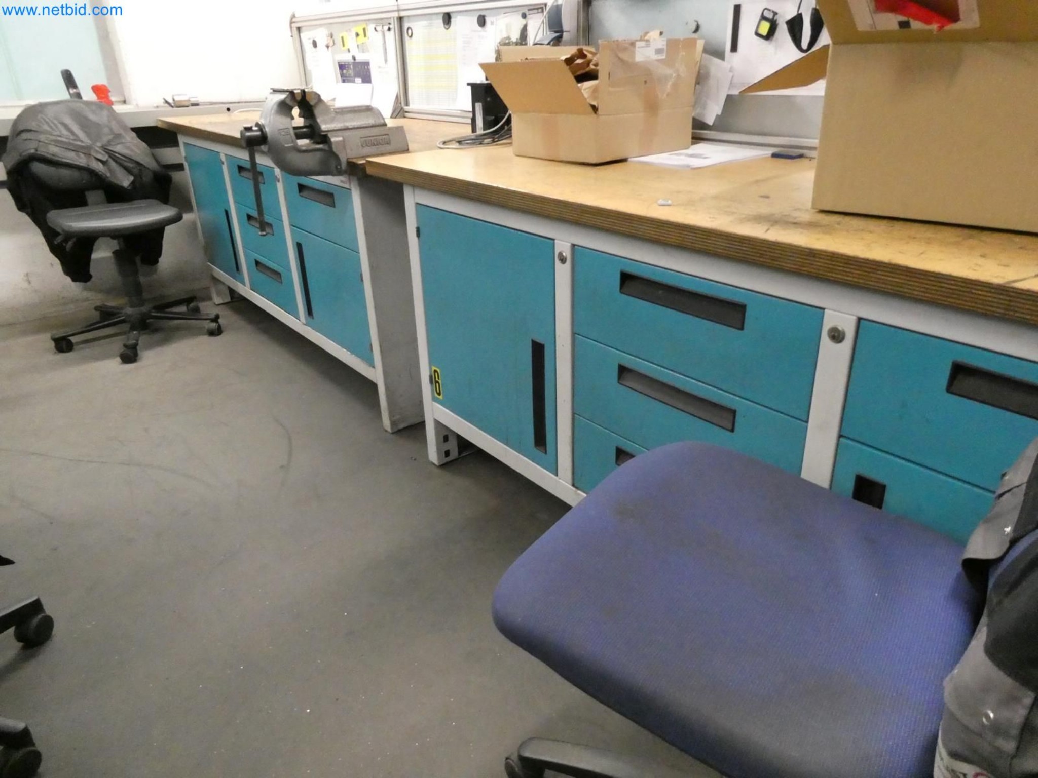 Engel Spritzgießmaschinen und Maschinen aus der Kunststoffindustrie-4