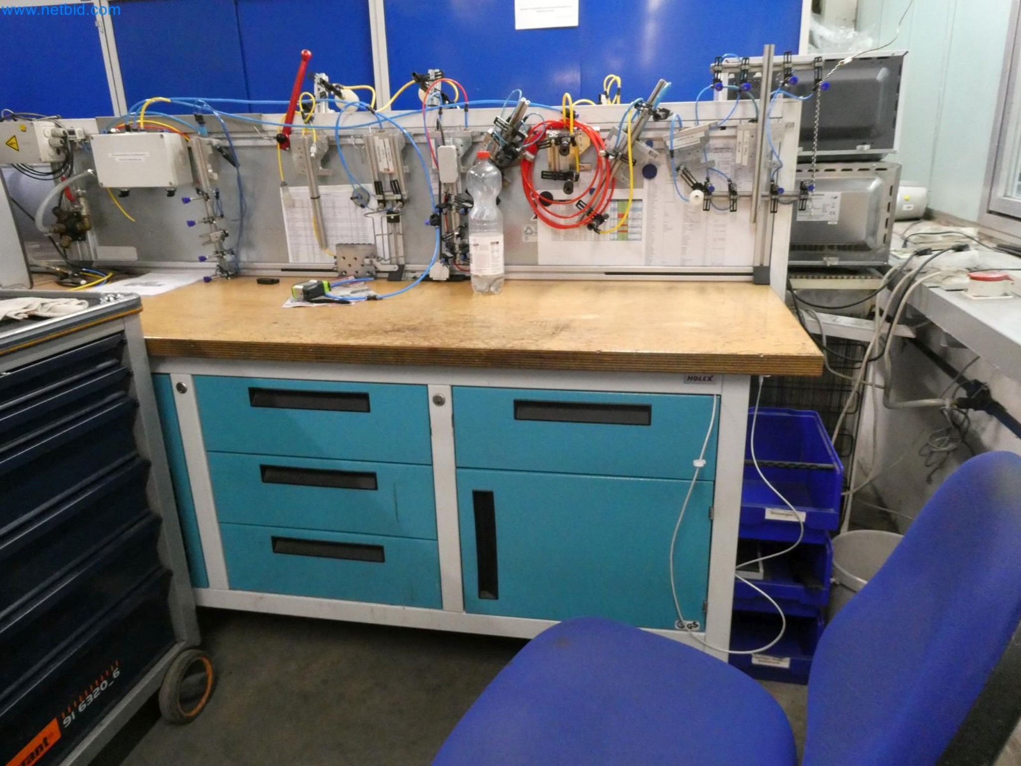 Engel Spritzgießmaschinen und Maschinen aus der Kunststoffindustrie-5