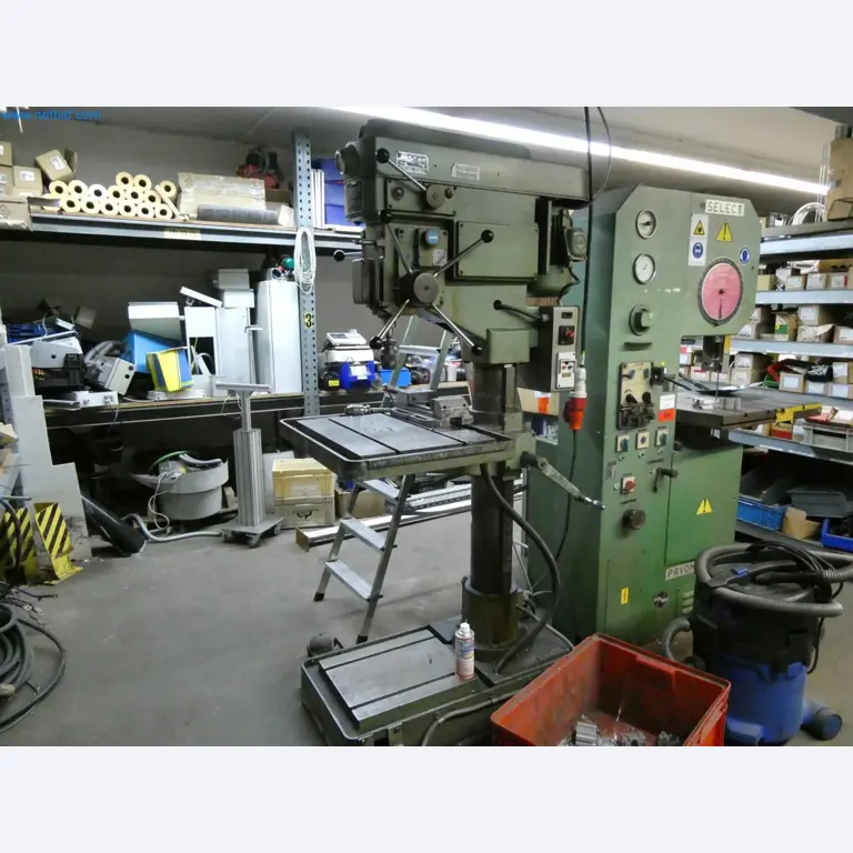 Engel Spritzgießmaschinen und Maschinen aus der Kunststoffindustrie-1