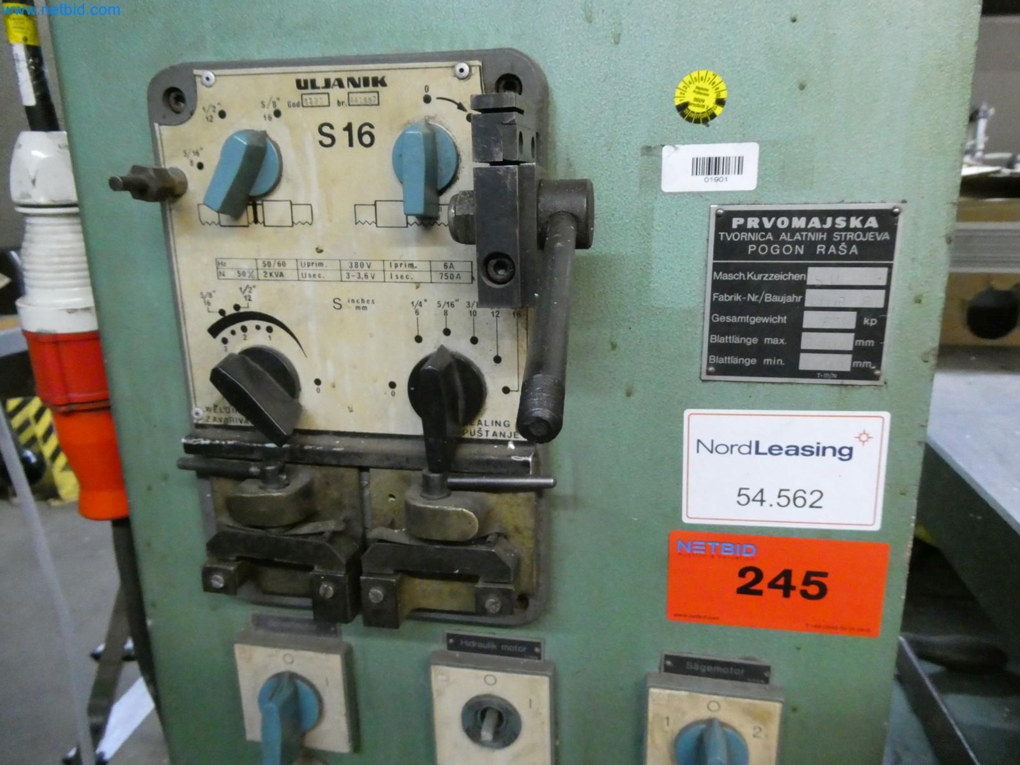 Engel Spritzgießmaschinen und Maschinen aus der Kunststoffindustrie-1