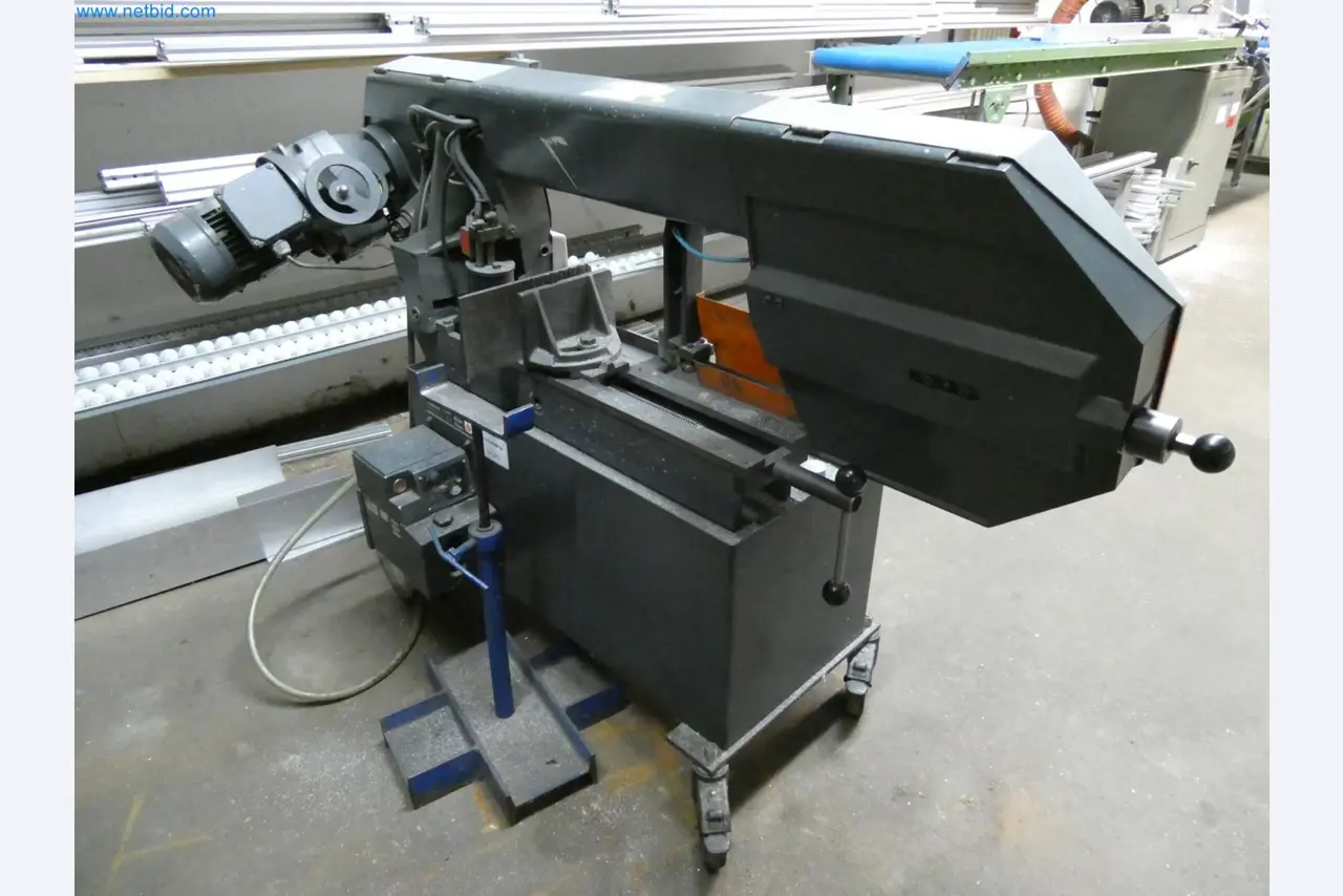 Engel Spritzgießmaschinen und Maschinen aus der Kunststoffindustrie-1