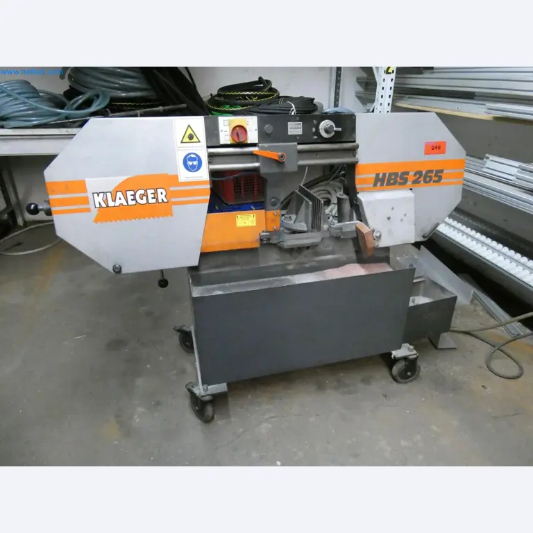 Engel Spritzgießmaschinen und Maschinen aus der Kunststoffindustrie-2