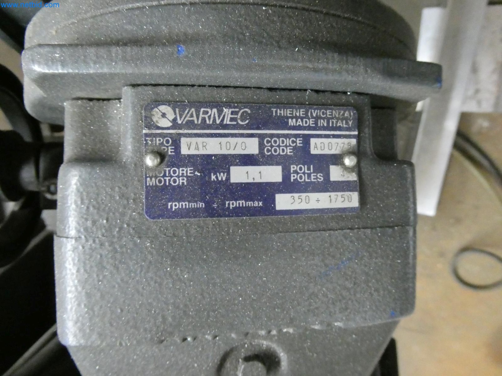 Engel Spritzgießmaschinen und Maschinen aus der Kunststoffindustrie-5