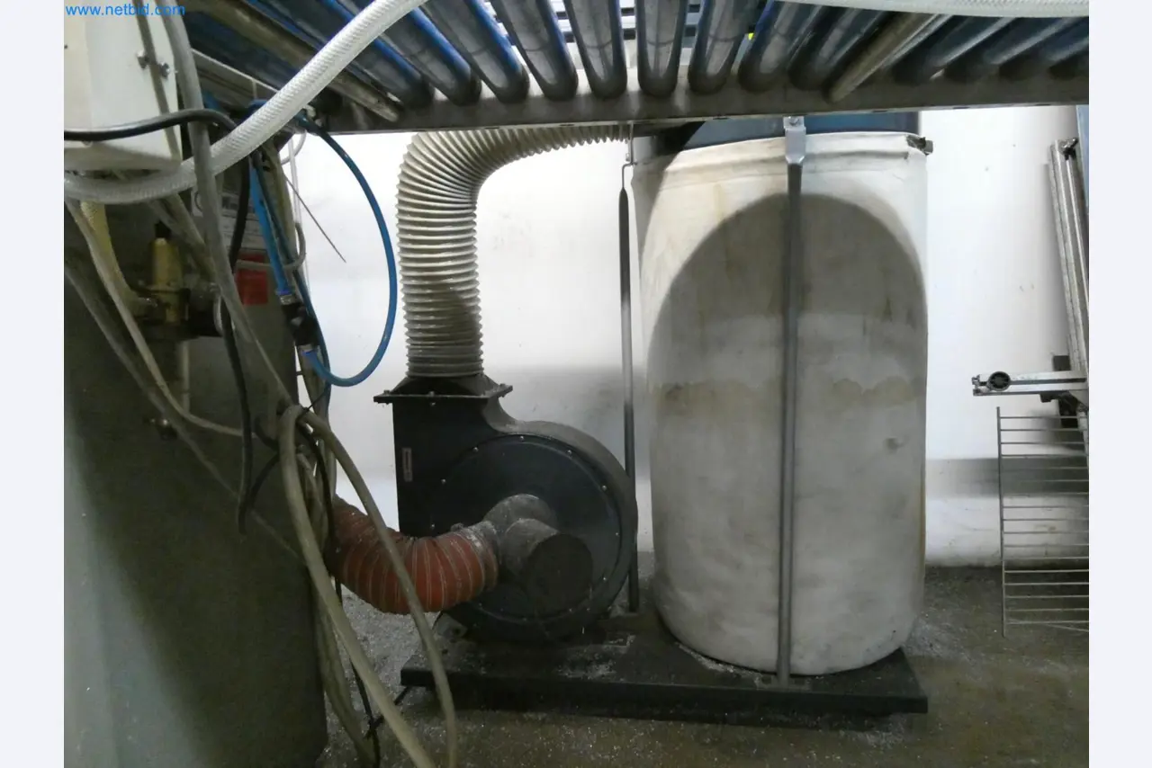 Engel Spritzgießmaschinen und Maschinen aus der Kunststoffindustrie-5