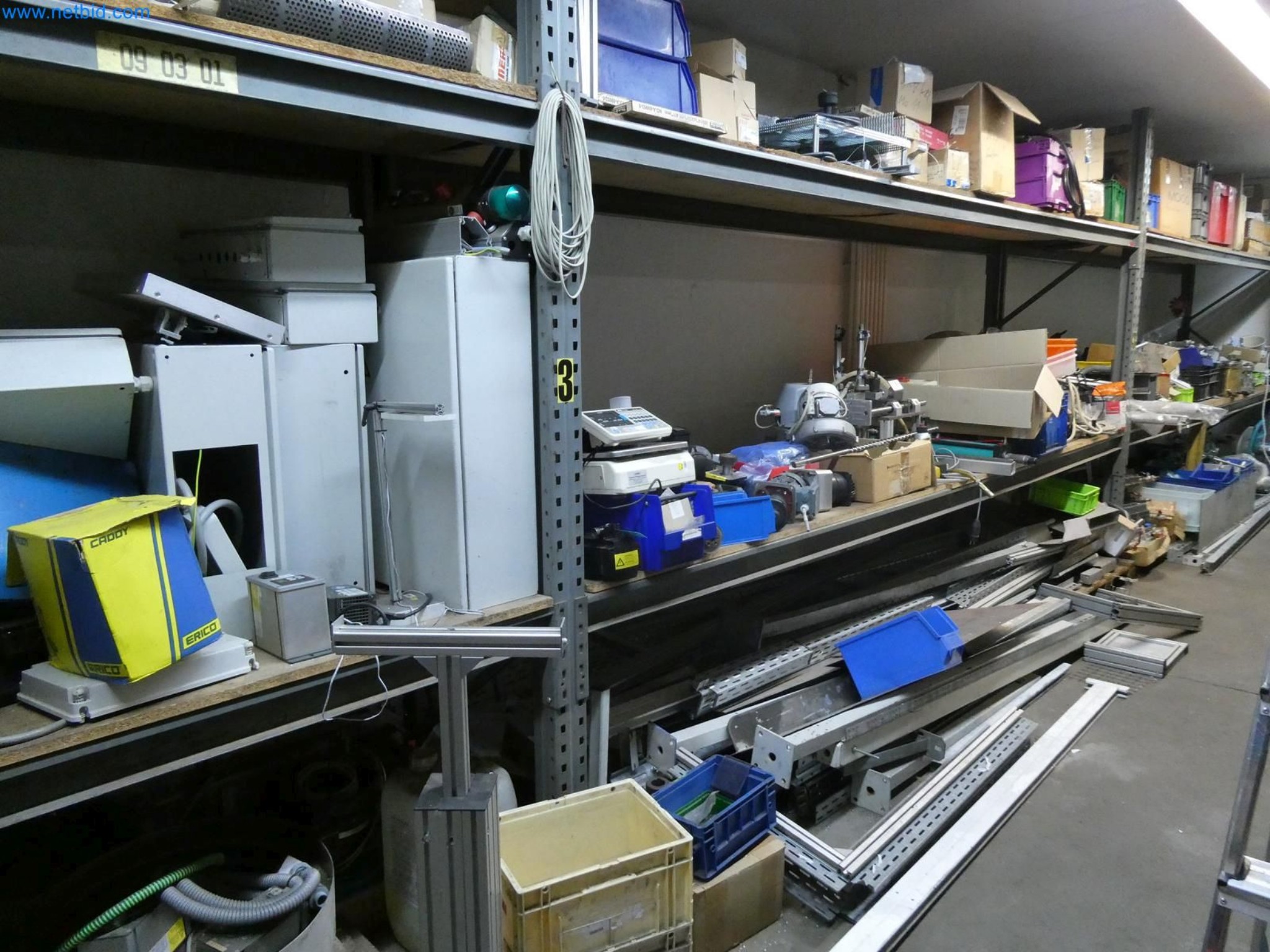 Engel Spritzgießmaschinen und Maschinen aus der Kunststoffindustrie-5