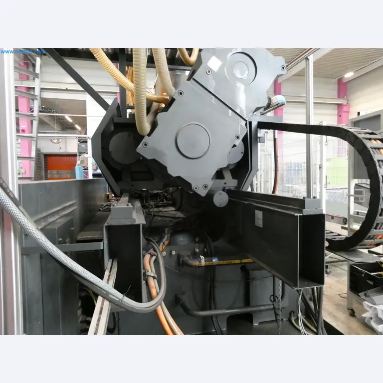 Engel Spritzgießmaschinen und Maschinen aus der Kunststoffindustrie-10