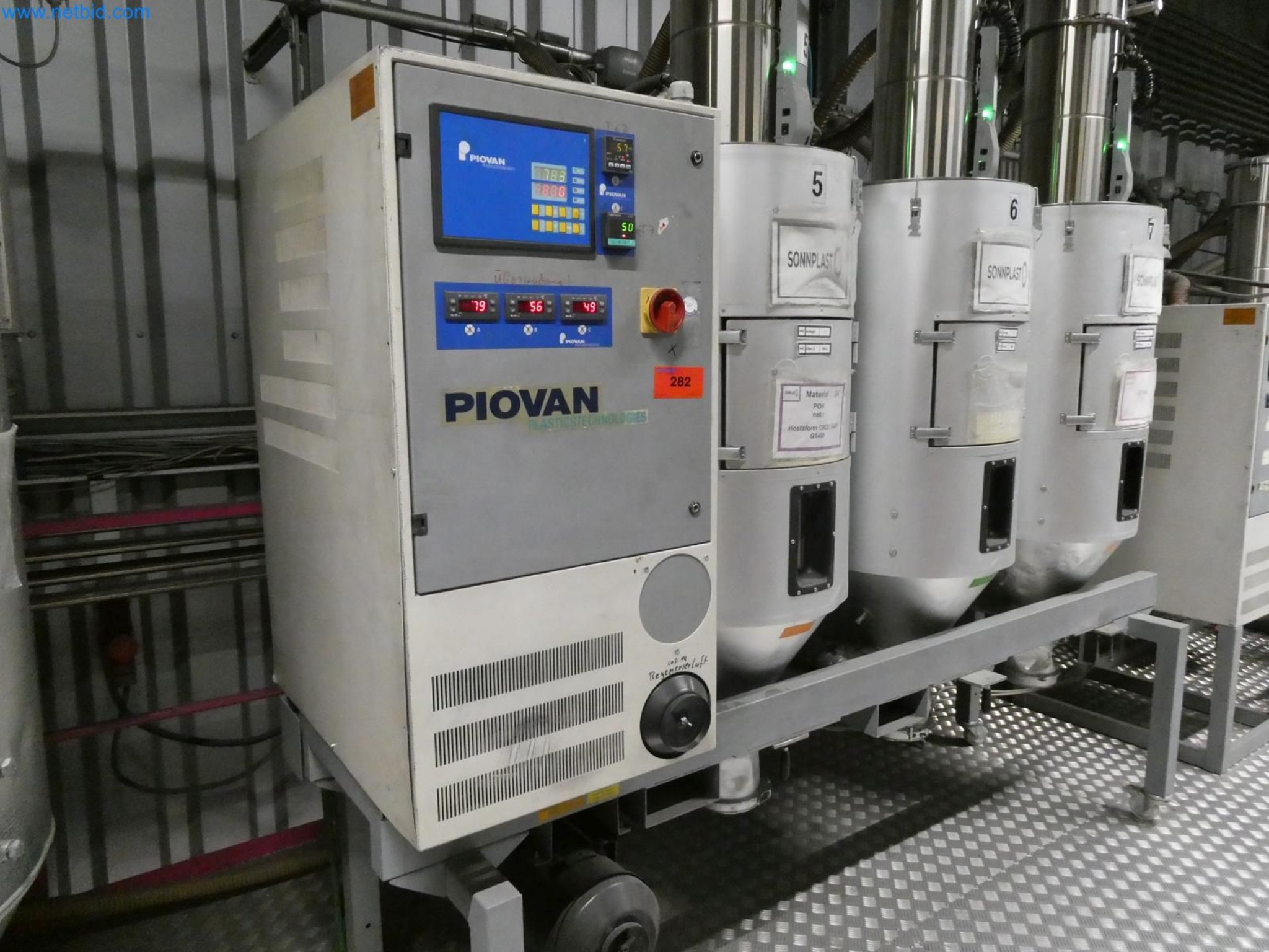 Engel Spritzgießmaschinen und Maschinen aus der Kunststoffindustrie-1