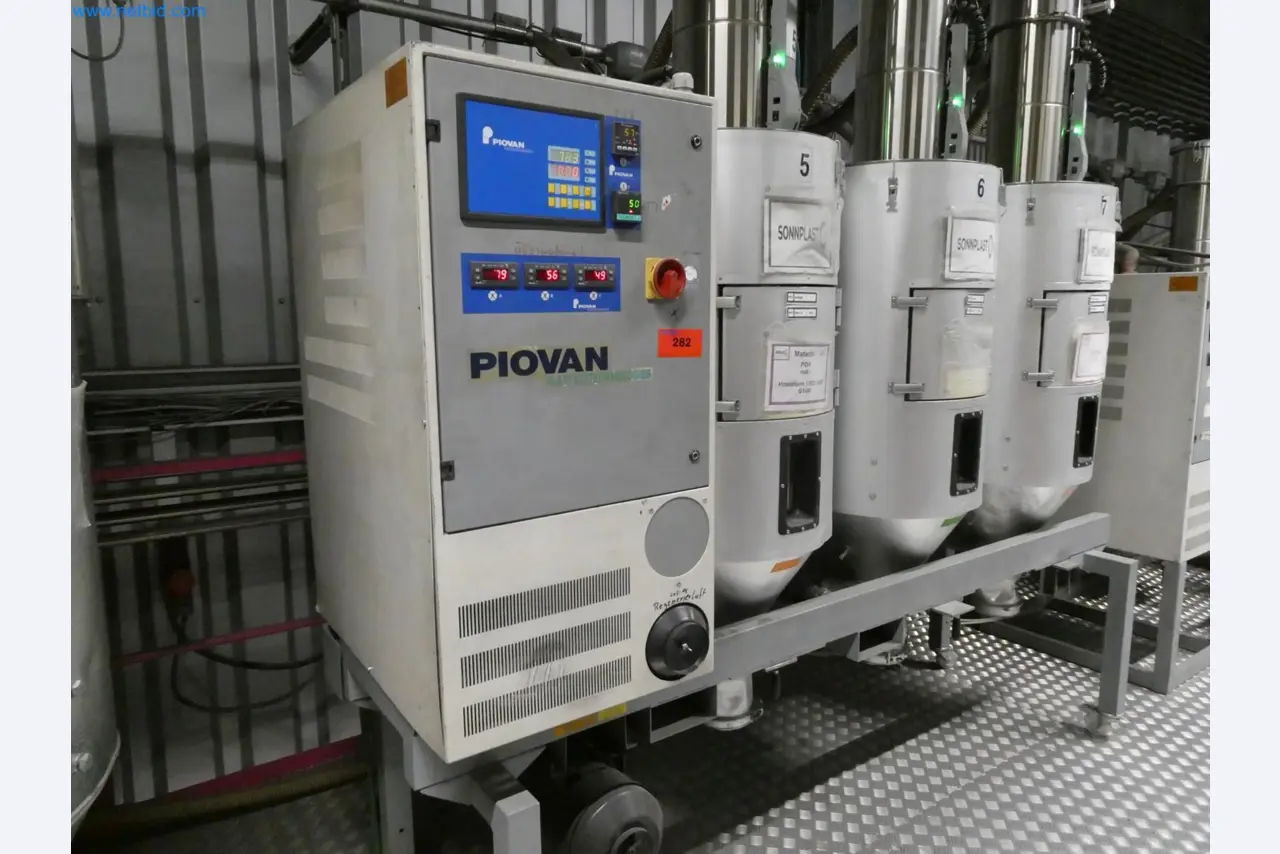 Engel Spritzgießmaschinen und Maschinen aus der Kunststoffindustrie-1