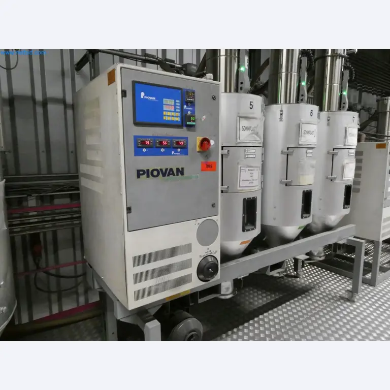 Engel Spritzgießmaschinen und Maschinen aus der Kunststoffindustrie-1