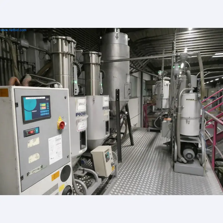 Engel Spritzgießmaschinen und Maschinen aus der Kunststoffindustrie-10