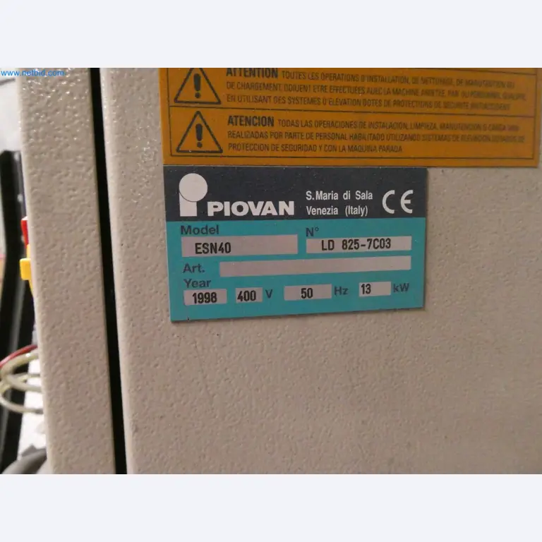 Engel Spritzgießmaschinen und Maschinen aus der Kunststoffindustrie-7