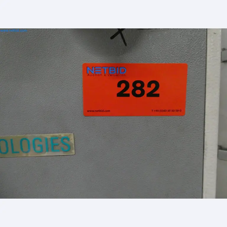 Engel Spritzgießmaschinen und Maschinen aus der Kunststoffindustrie-8