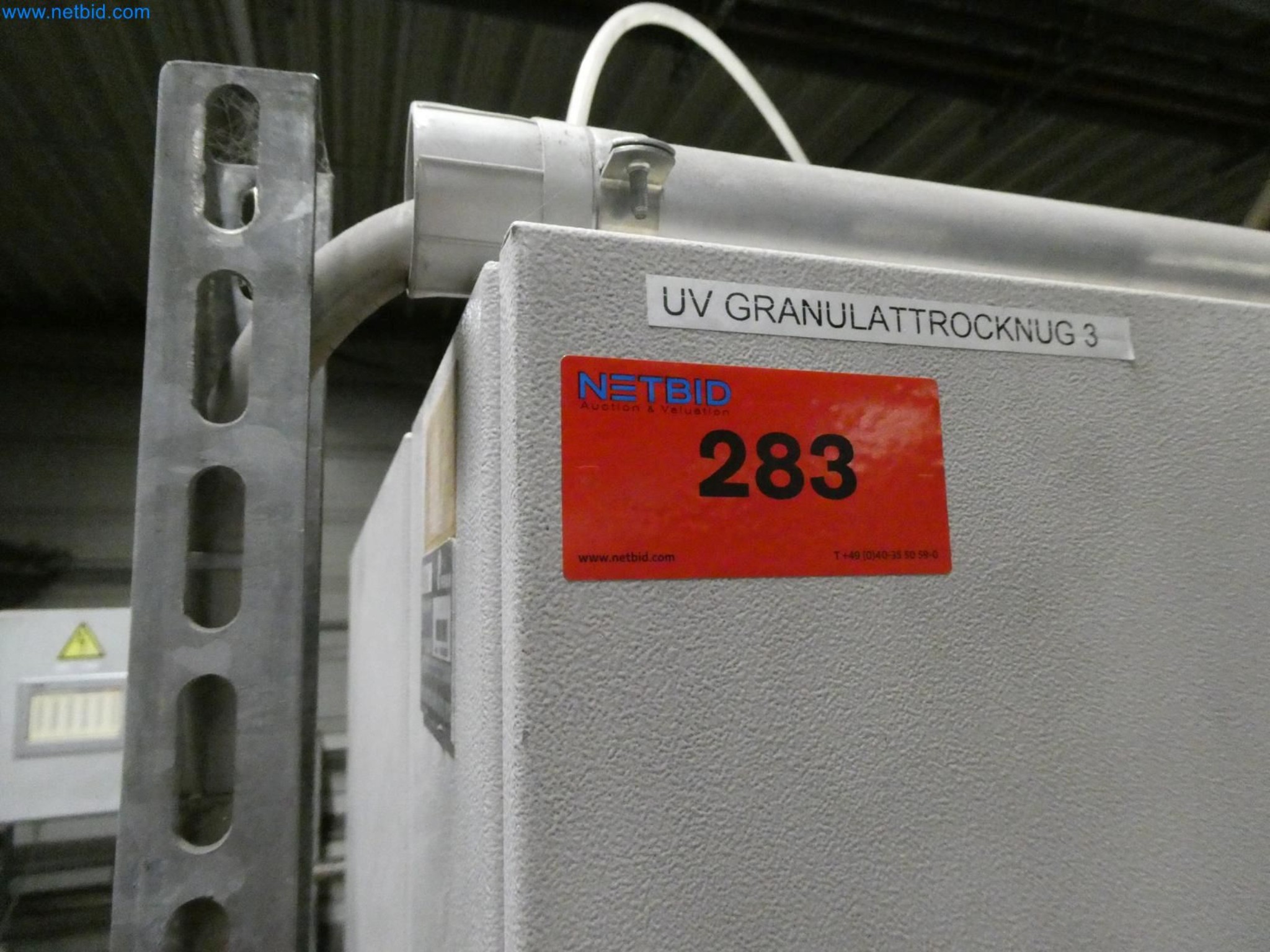 Engel Spritzgießmaschinen und Maschinen aus der Kunststoffindustrie-6