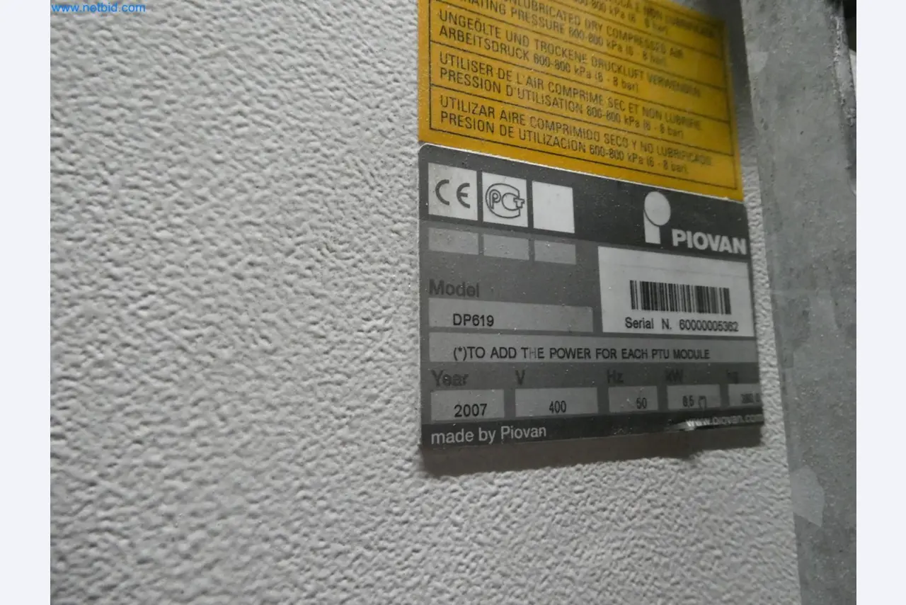 Engel Spritzgießmaschinen und Maschinen aus der Kunststoffindustrie-7