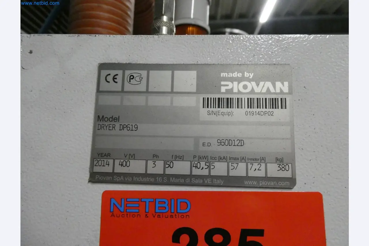 Engel Spritzgießmaschinen und Maschinen aus der Kunststoffindustrie-2