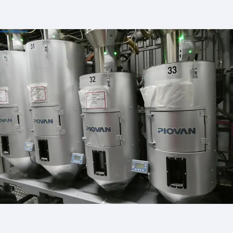 Engel Spritzgießmaschinen und Maschinen aus der Kunststoffindustrie-3