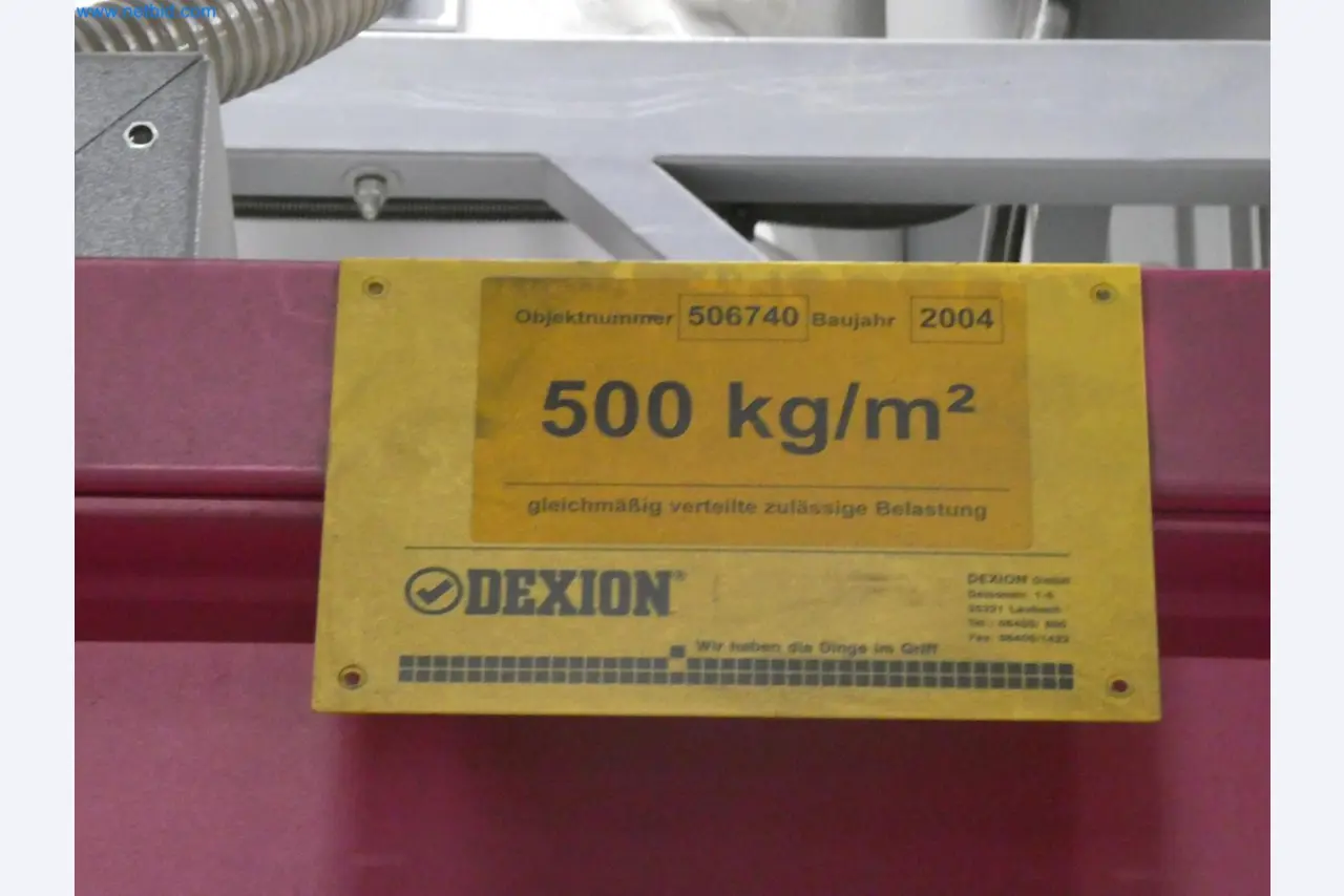 Engel Spritzgießmaschinen und Maschinen aus der Kunststoffindustrie-4