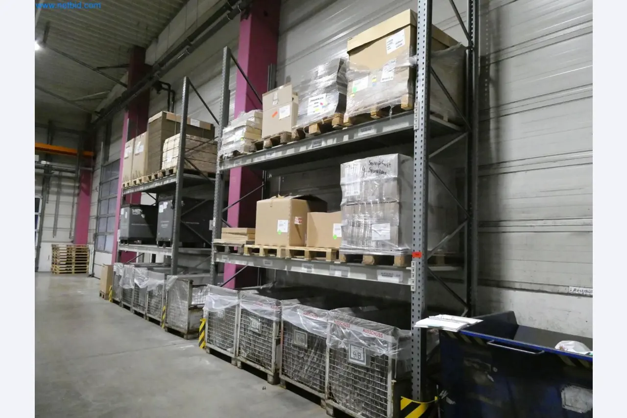 Engel Spritzgießmaschinen und Maschinen aus der Kunststoffindustrie-1