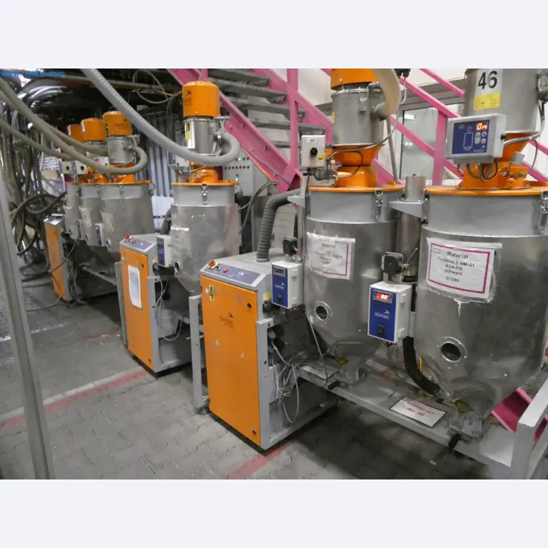 Engel Spritzgießmaschinen und Maschinen aus der Kunststoffindustrie-2