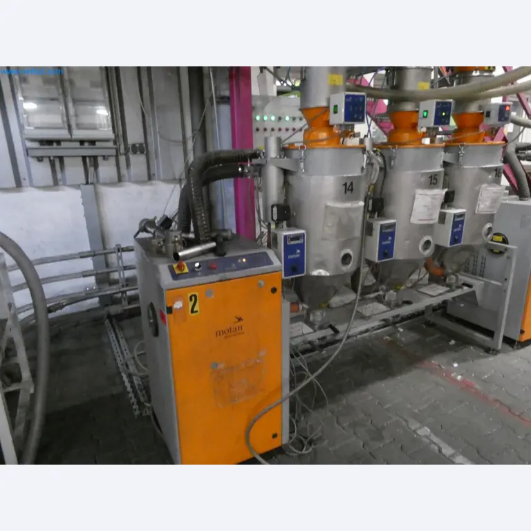 Engel Spritzgießmaschinen und Maschinen aus der Kunststoffindustrie-3