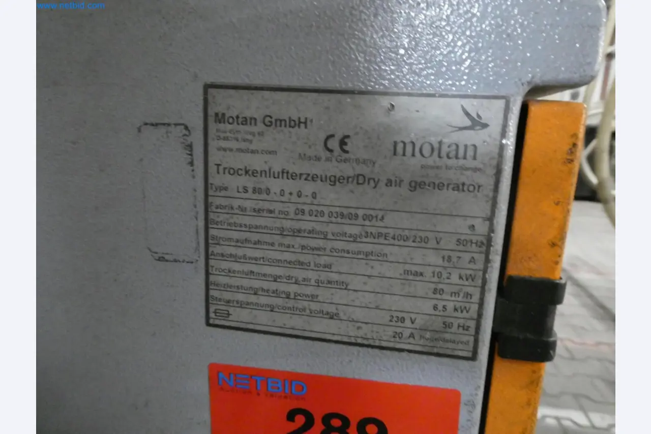 Engel Spritzgießmaschinen und Maschinen aus der Kunststoffindustrie-4