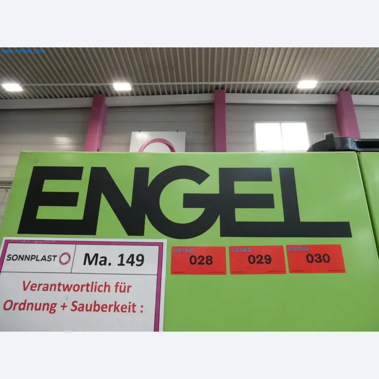 Engel Spritzgießmaschinen und Maschinen aus der Kunststoffindustrie-13