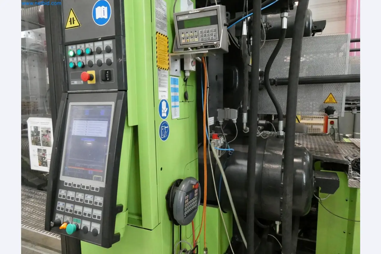 Engel Spritzgießmaschinen und Maschinen aus der Kunststoffindustrie-3