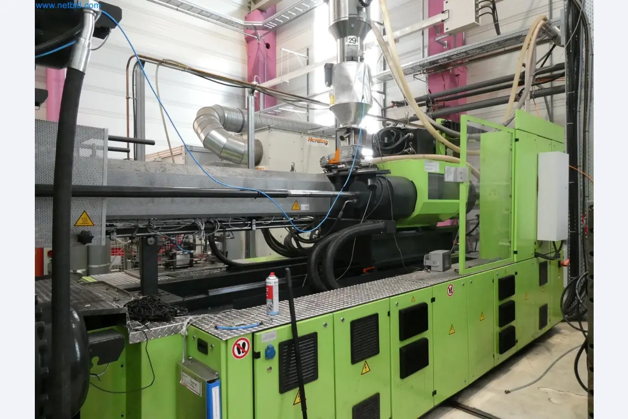 Engel Spritzgießmaschinen und Maschinen aus der Kunststoffindustrie-4