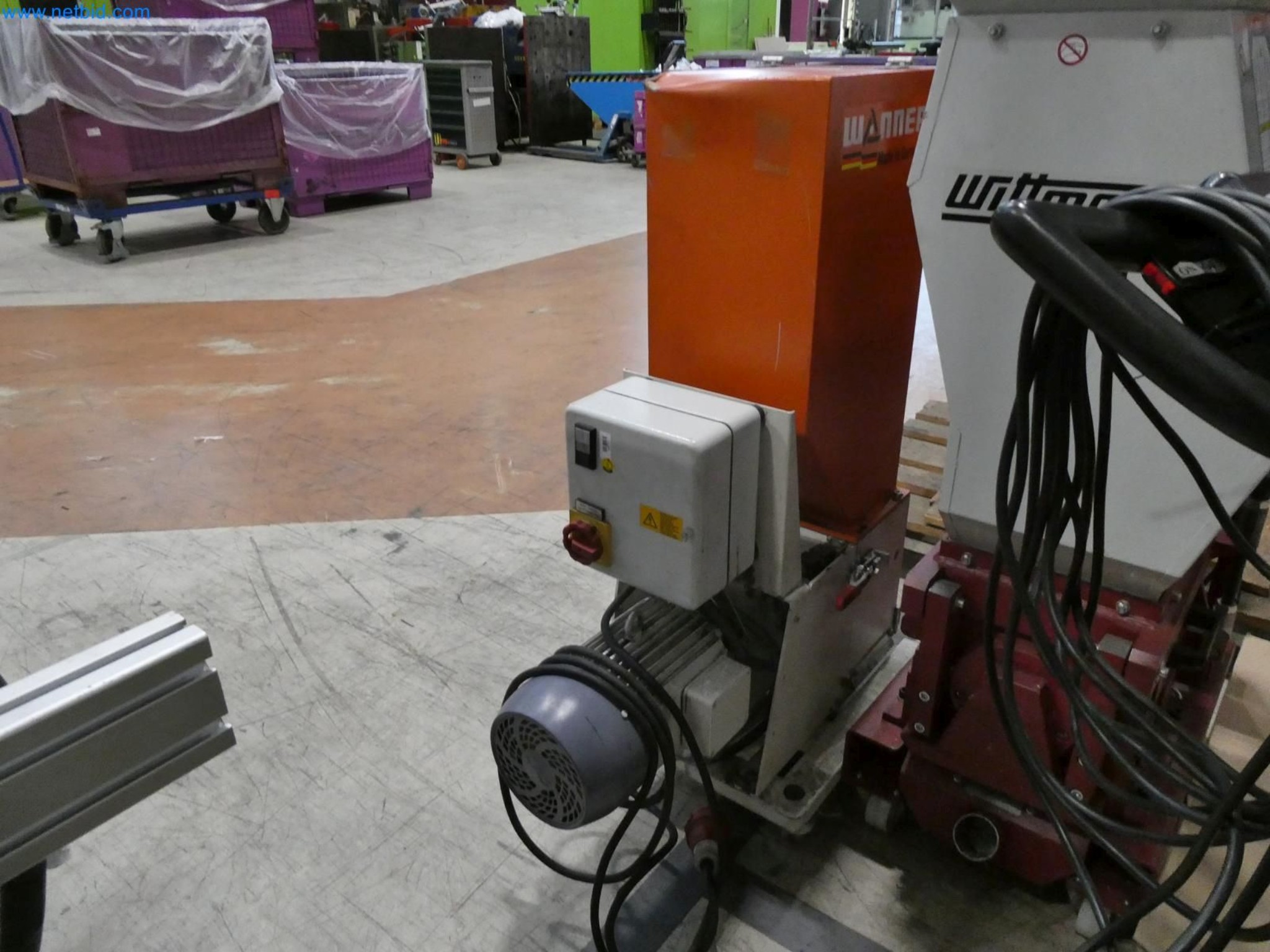 Máquinas de moldagem por injeção Engel e máquinas da indústria de plásticos-3