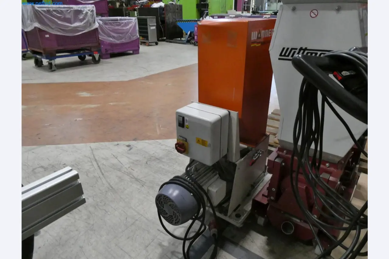 Máquinas de moldagem por injeção Engel e máquinas da indústria de plásticos-3