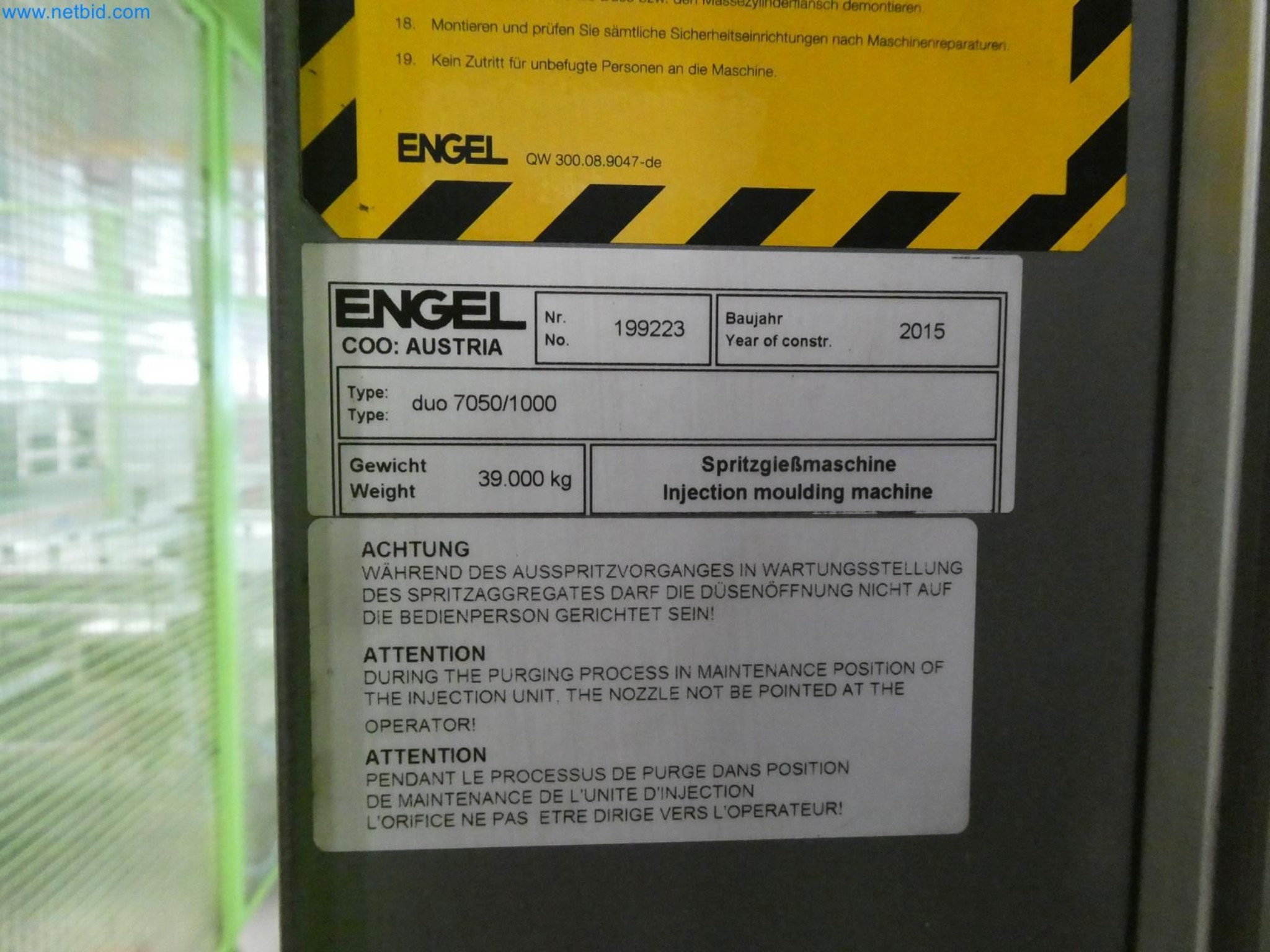 Engel Spritzgießmaschinen und Maschinen aus der Kunststoffindustrie-12