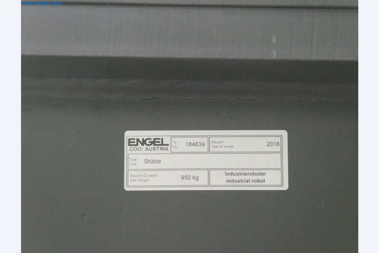 Engel Spritzgießmaschinen und Maschinen aus der Kunststoffindustrie-15